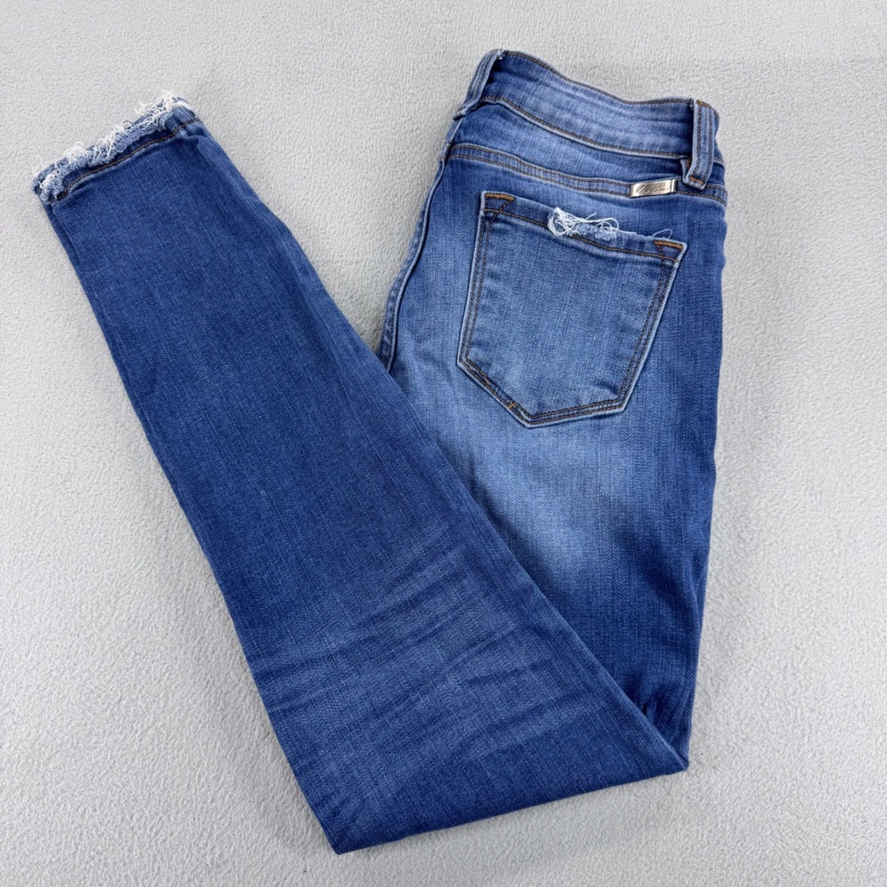 KanCan Medium Wash Distressed Skinny Jeans Frayed Hem KC8376D Size 3 25